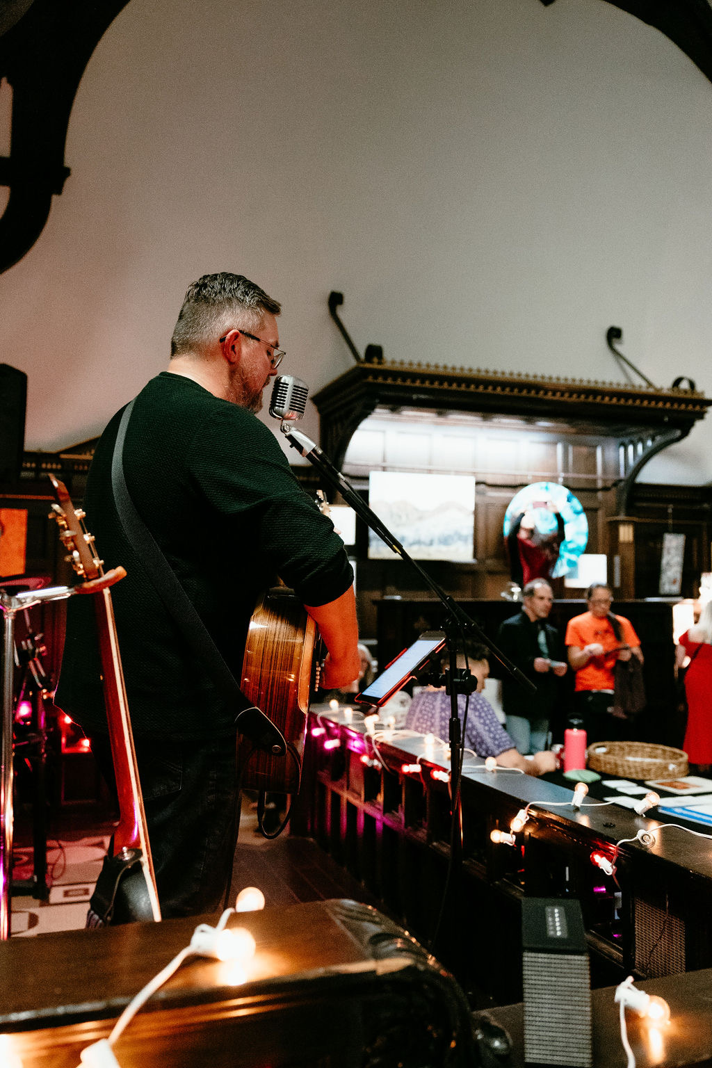Volunteer Kamloops Timeraiser brings art and community together